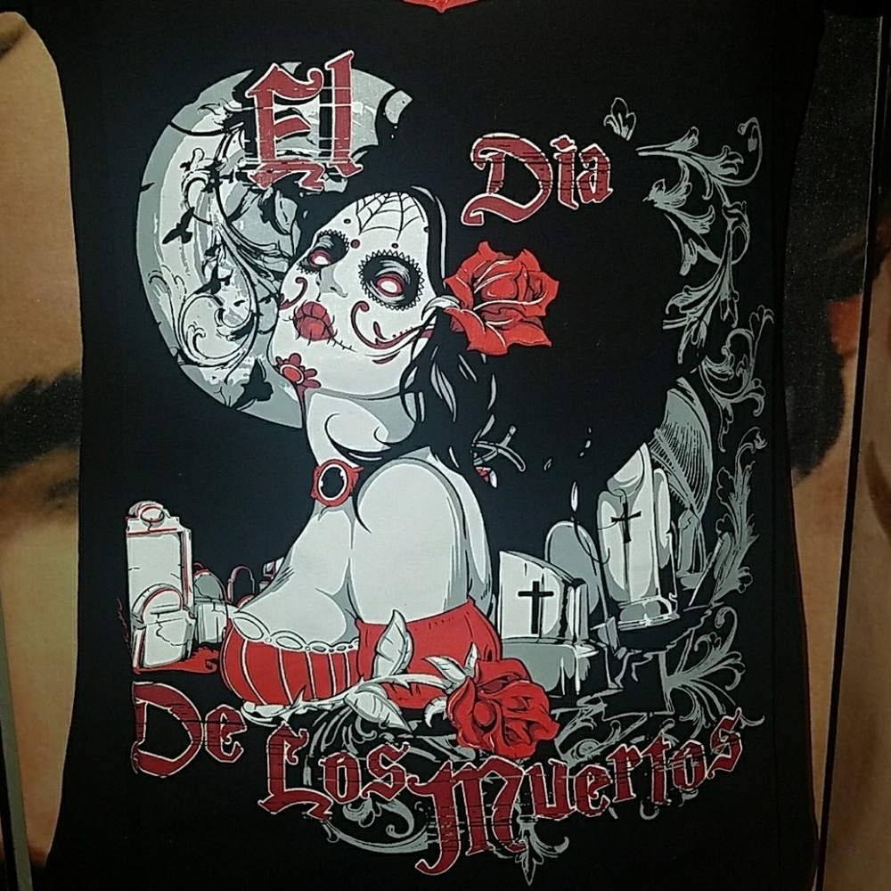 Too Fast Blair Top El Dia De Los Muertos Sugar Skull Day of Dead Graveyard Woman - Picture 5 of 8